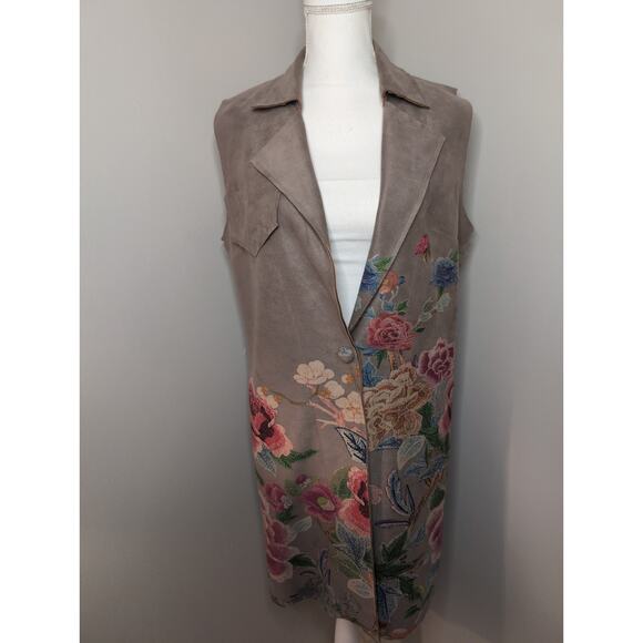 Solitaire Tops - Anthropologie Solitaire floral boho LG sleeveless vest